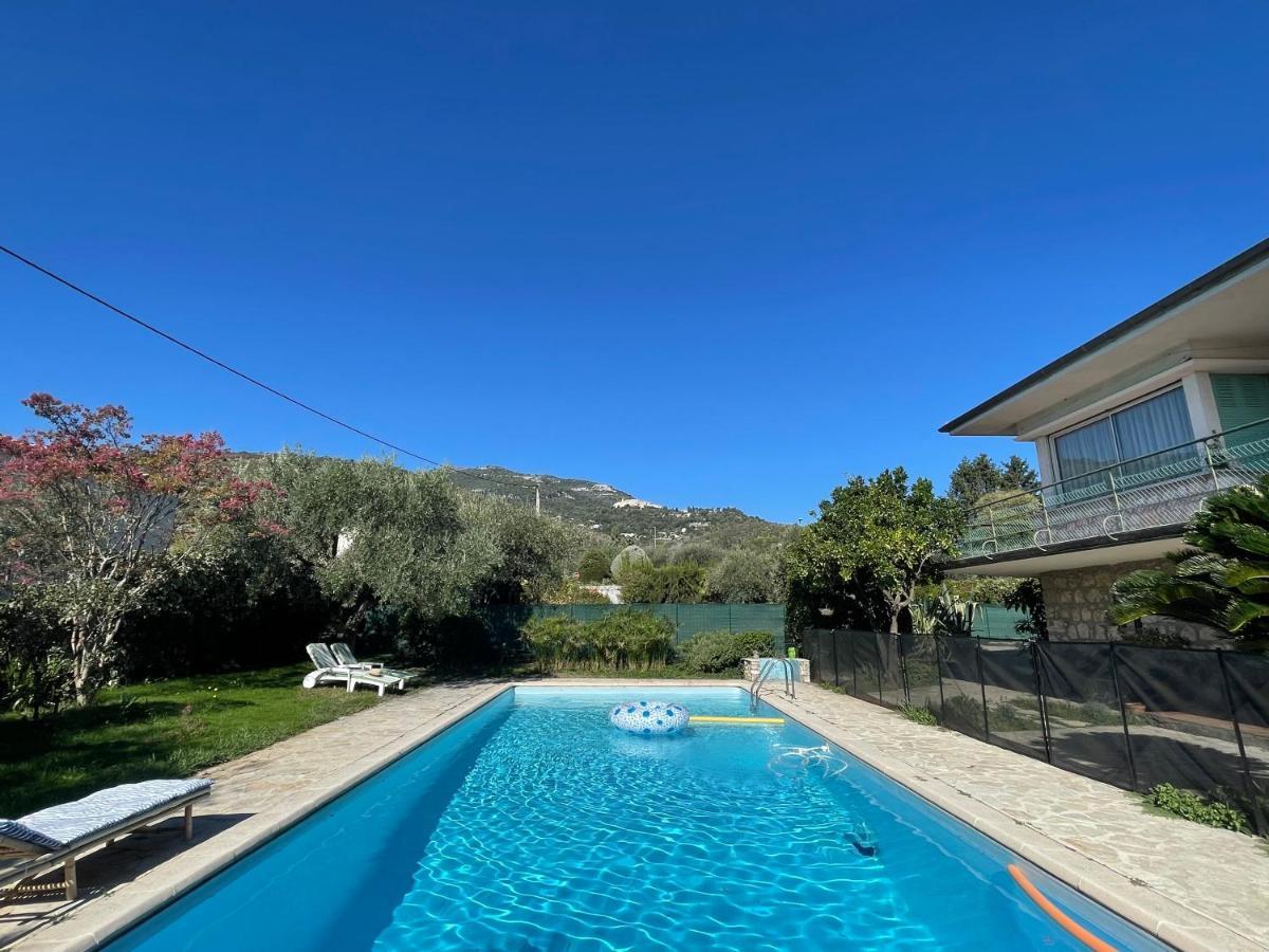 Bas De Villa Avec Acces Piscine Pres De Nice Cannes Monaco Carros Esterno foto